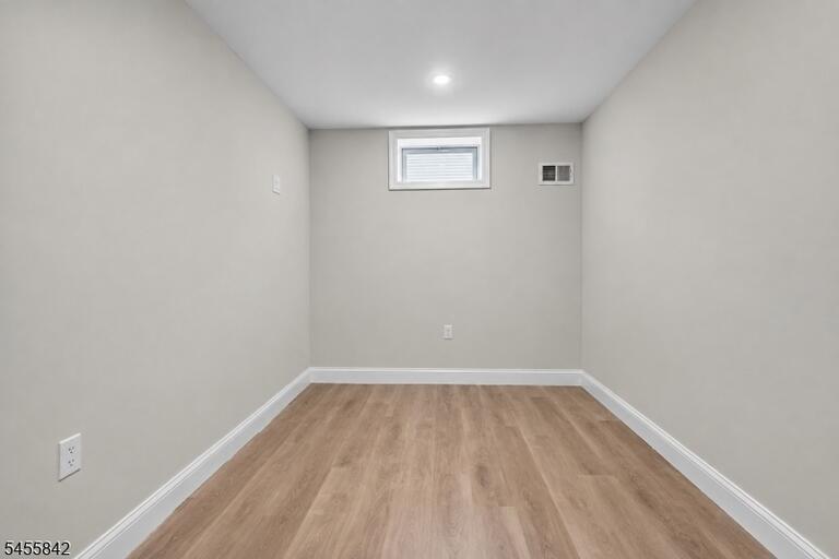 Property listing MLS 4048609 photo 42