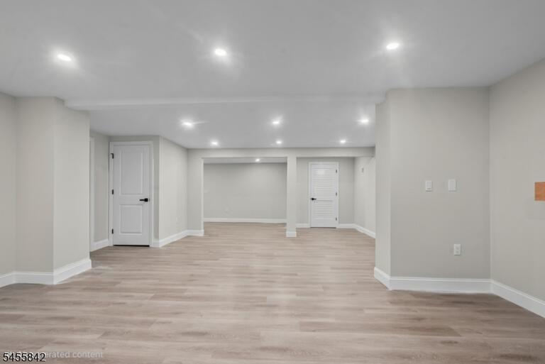 Property listing MLS 4048609 photo 44