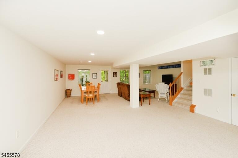 Property listing MLS 4048617 photo 26