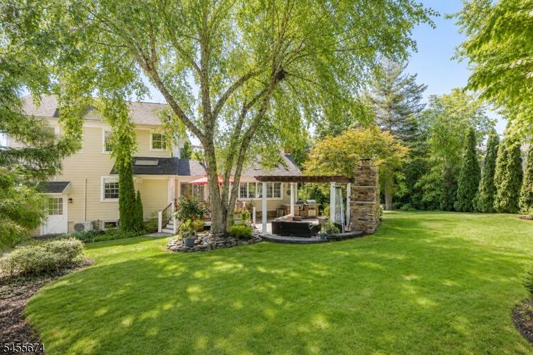 Property listing MLS 4048624 photo 11
