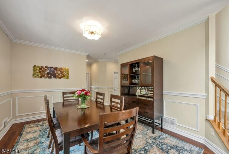 Property listing MLS 4048626 photo 10
