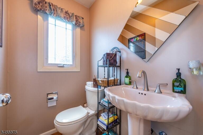 Property listing MLS 4048627 photo 33