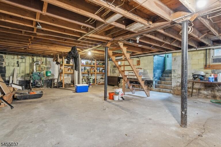 Property listing MLS 4048629 photo 29