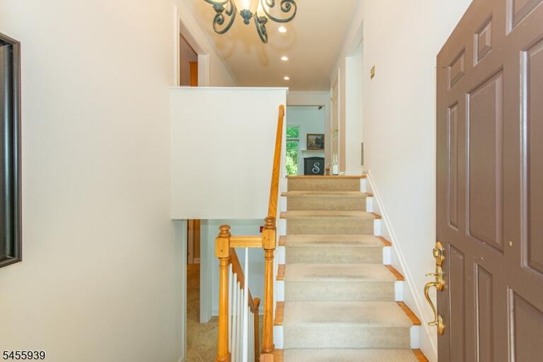 Property listing MLS 4048630 photo 27