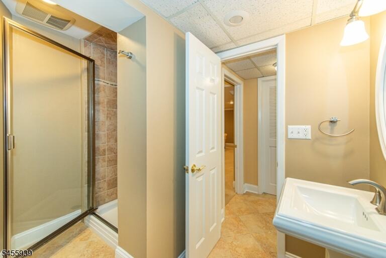 Property listing MLS 4048630 photo 32