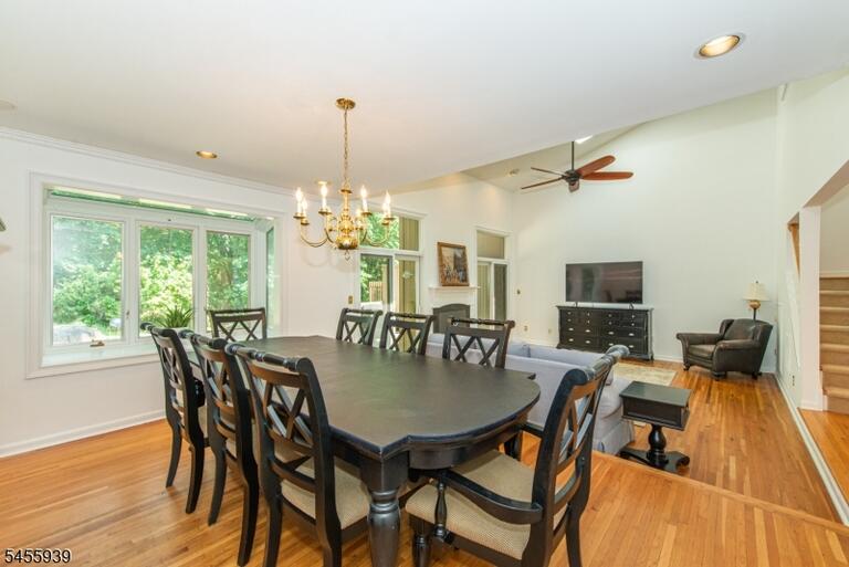 Property listing MLS 4048630 photo 8