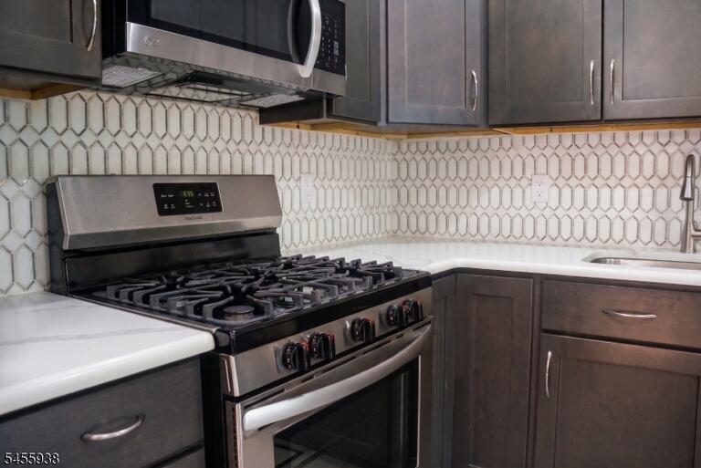Property listing MLS 4048633 photo 7