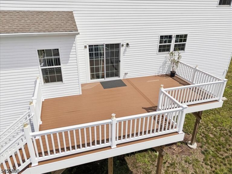 Property listing MLS 4048636 photo 33