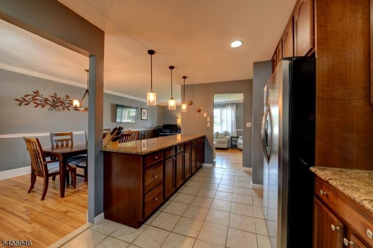 Property listing MLS 4048644 photo 14