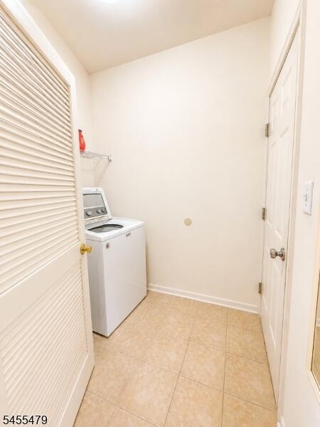 Property listing MLS 4048645 photo 5