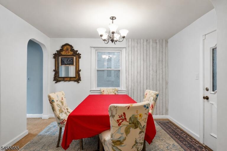 Property listing MLS 4048647 photo 10