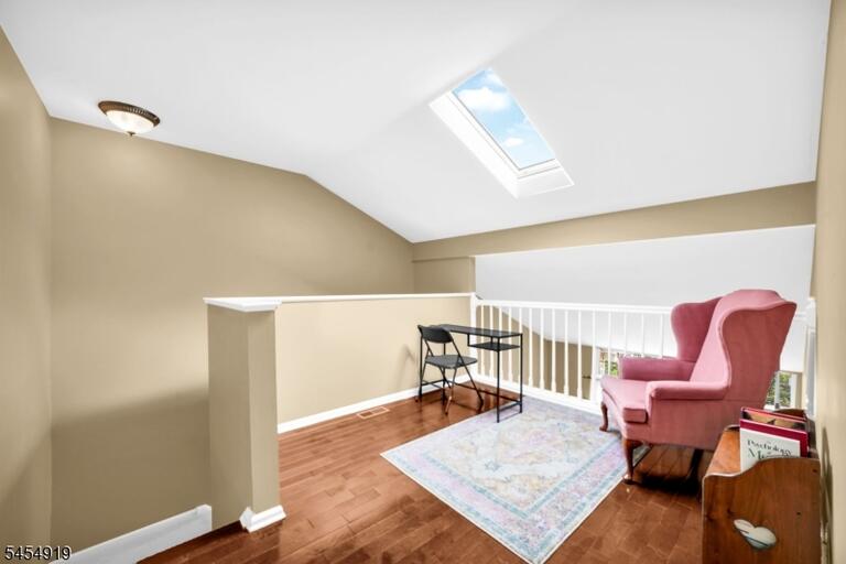 Property listing MLS 4048650 photo 13