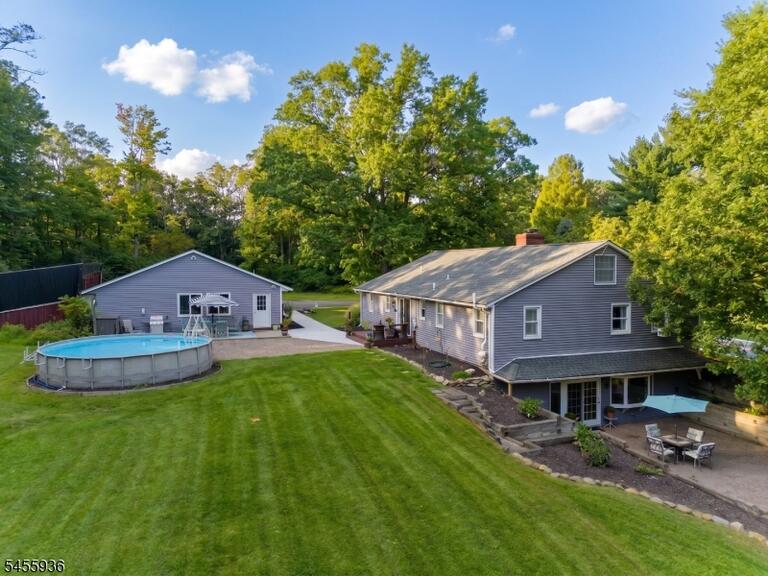 Property listing MLS 4048658 photo 1