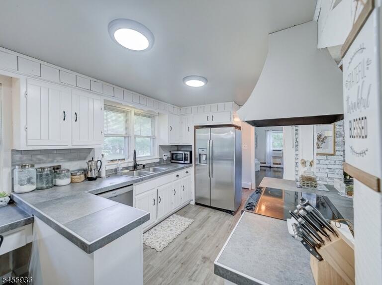 Property listing MLS 4048658 photo 13