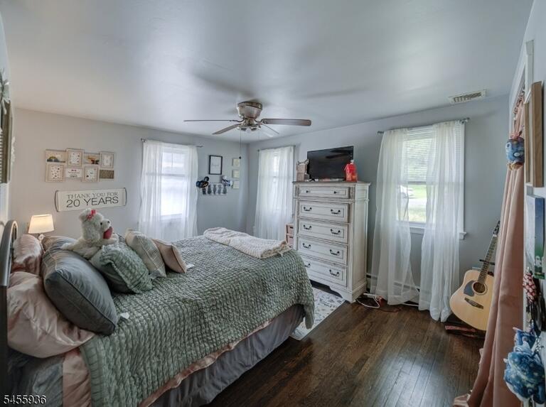 Property listing MLS 4048658 photo 17