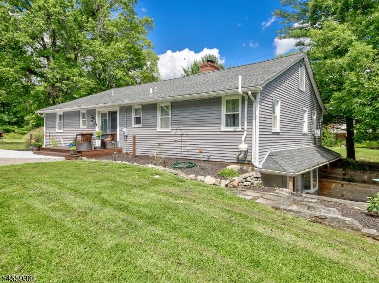 Property listing MLS 4048658 photo 27