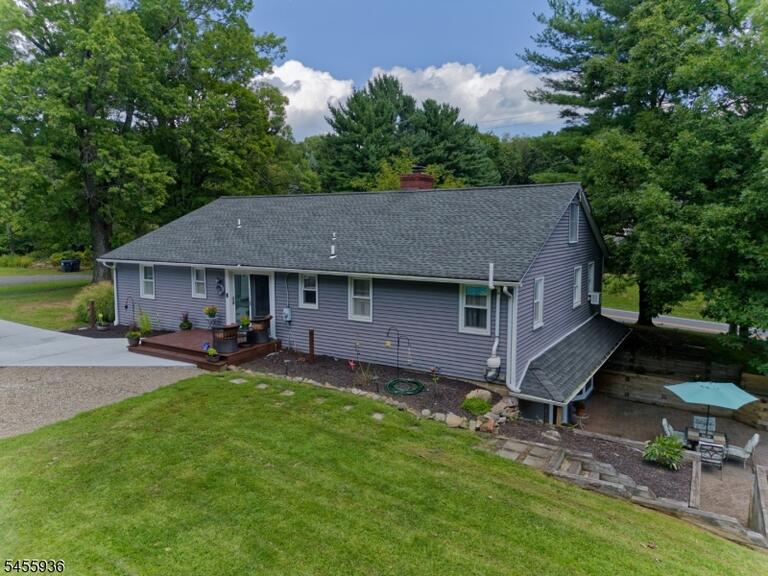 Property listing MLS 4048658 photo 42