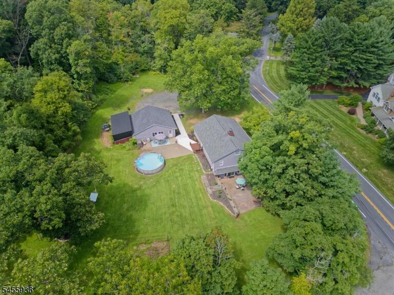 Property listing MLS 4048658 photo 45