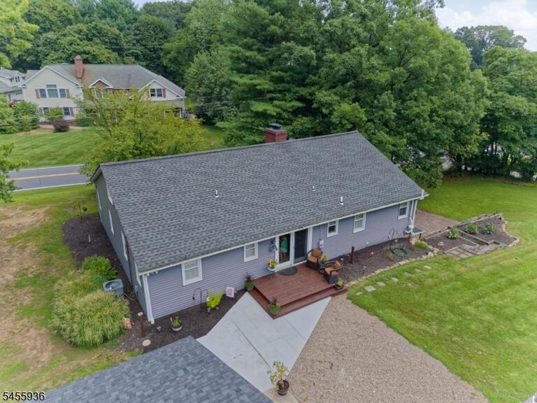 Property listing MLS 4048658 photo 47
