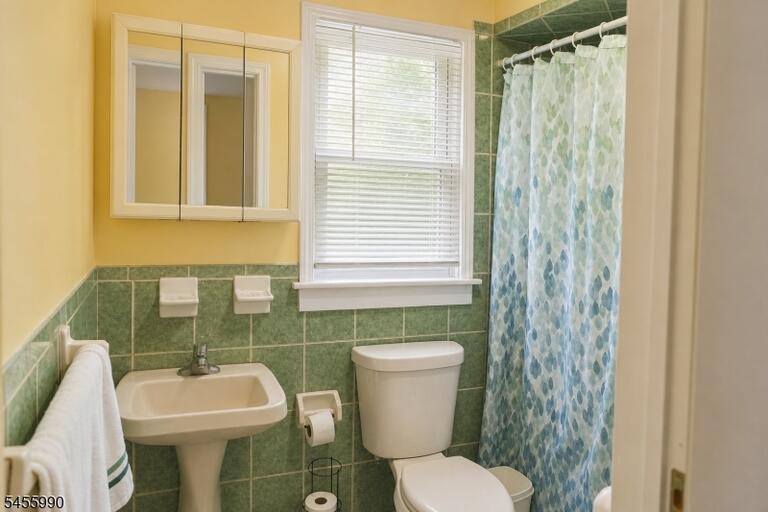 Property listing MLS 4048667 photo 11