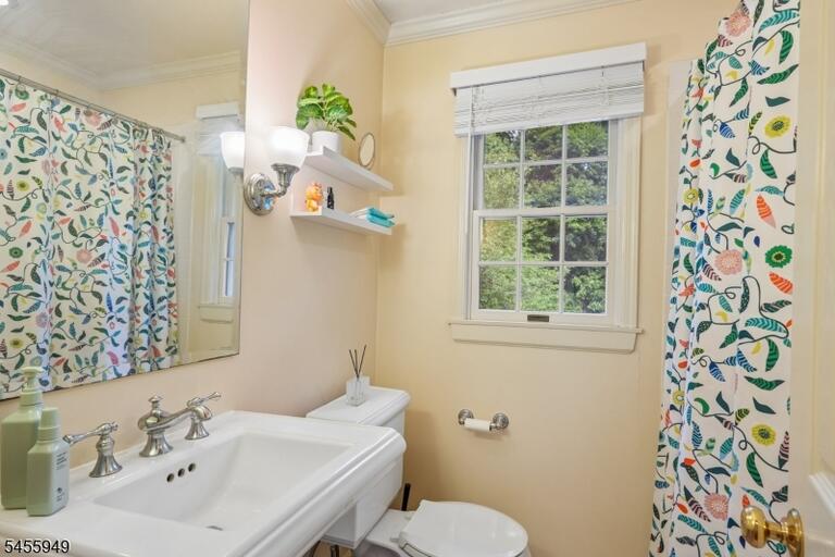 Property listing MLS 4048675 photo 16