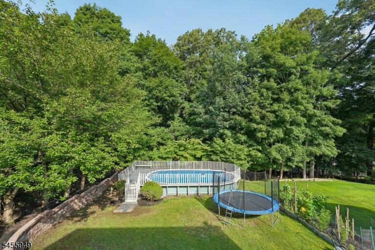 Property listing MLS 4048675 photo 34