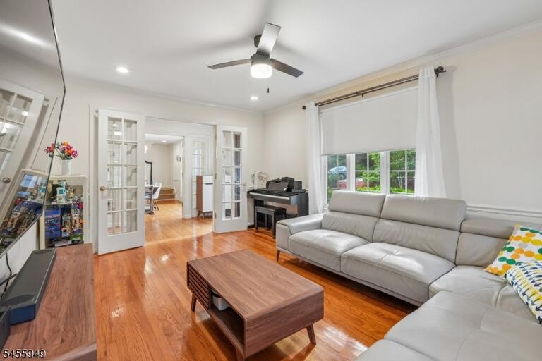 Property listing MLS 4048675 photo 7