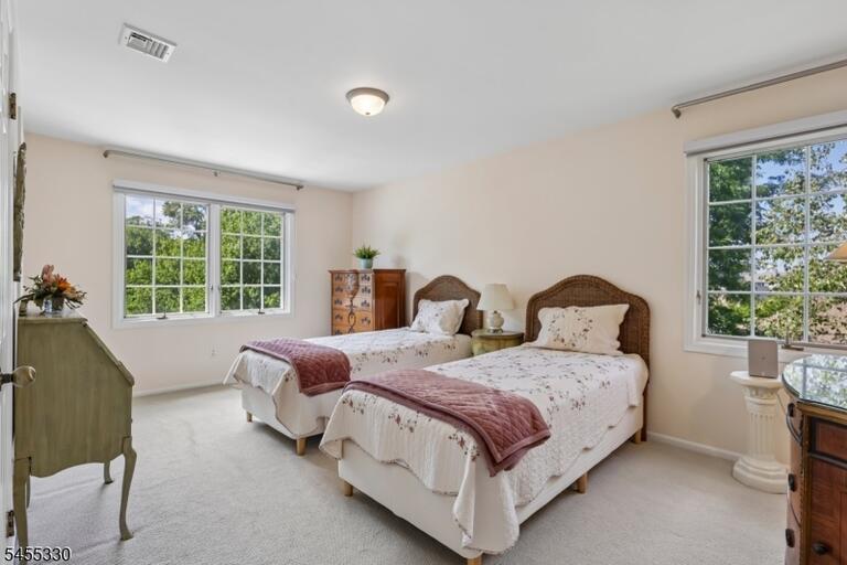Property listing MLS 4048687 photo 30