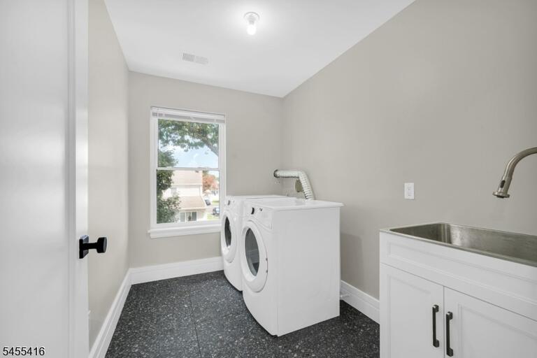 Property listing MLS 4048703 photo 24