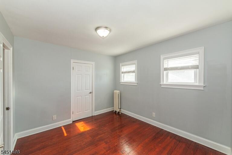 Property listing MLS 4048744 photo 27