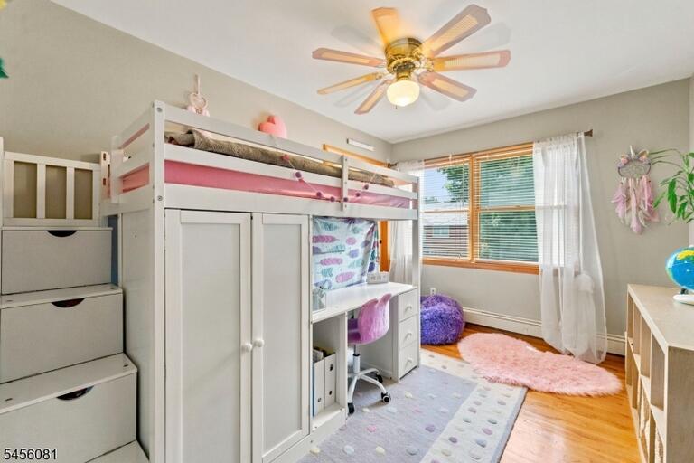 Property listing MLS 4048751 photo 11