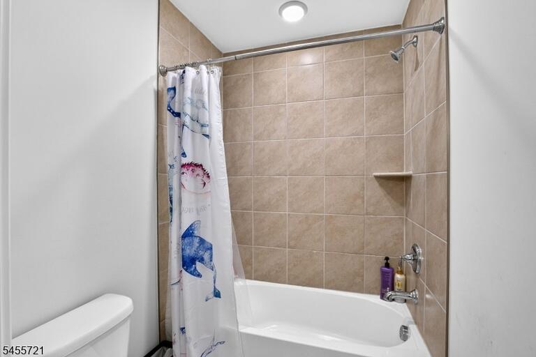 Property listing MLS 4048755 photo 19