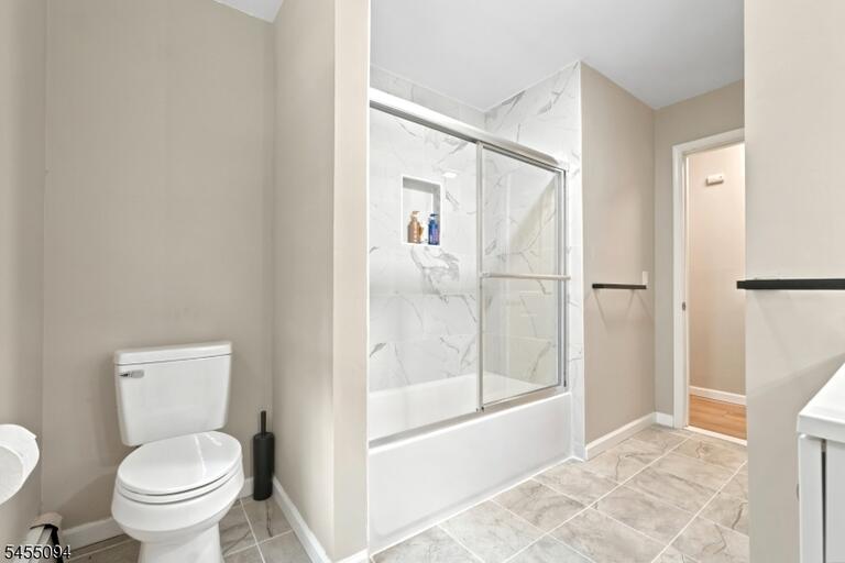 Property listing MLS 4048757 photo 38