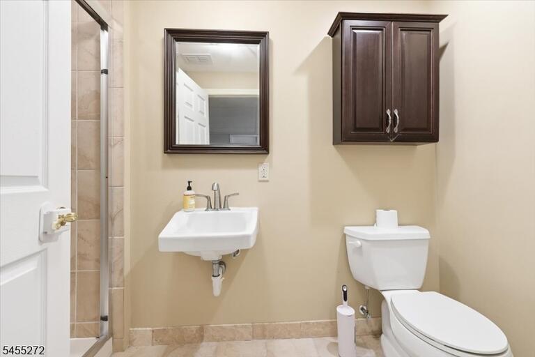 Property listing MLS 4048770 photo 32