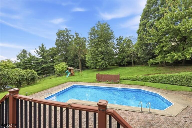 Property listing MLS 4048770 photo 39