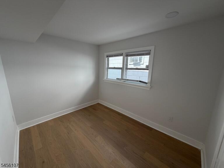 Property listing MLS 4048772 photo 10