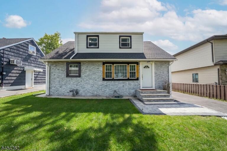 Property listing MLS 4048776 photo 1
