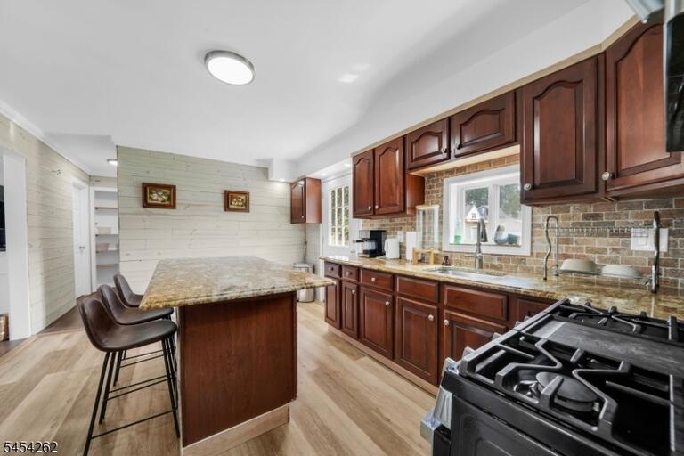 Property listing MLS 4048776 photo 10