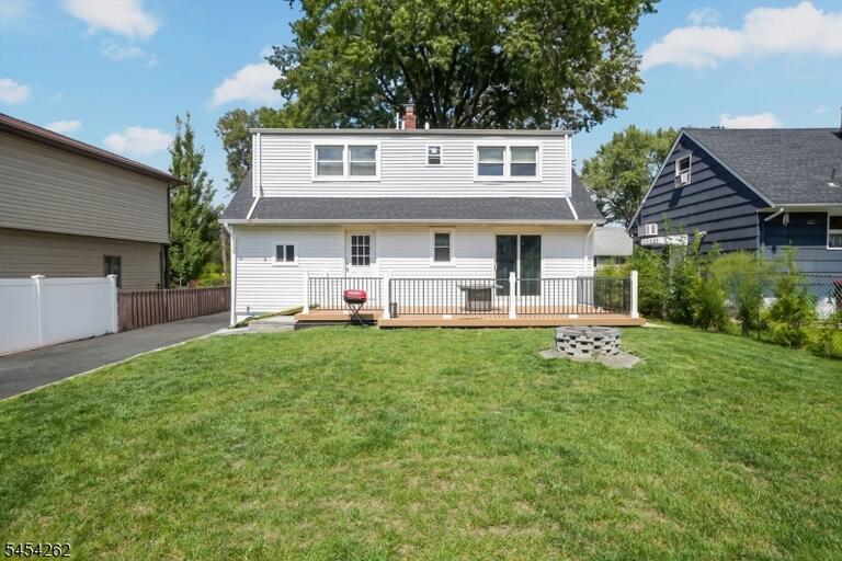 Property listing MLS 4048776 photo 24