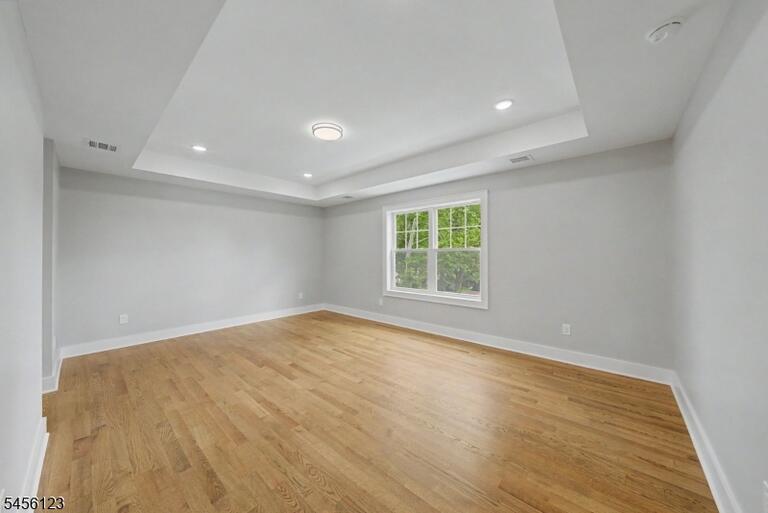 Property listing MLS 4048791 photo 25