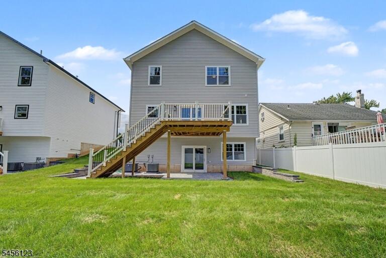 Property listing MLS 4048791 photo 42