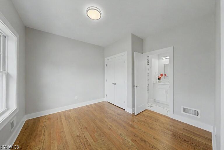 Property listing MLS 4048791 photo 5