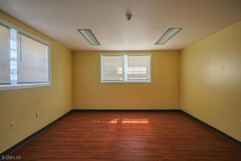 Property listing MLS 4048804 photo 4