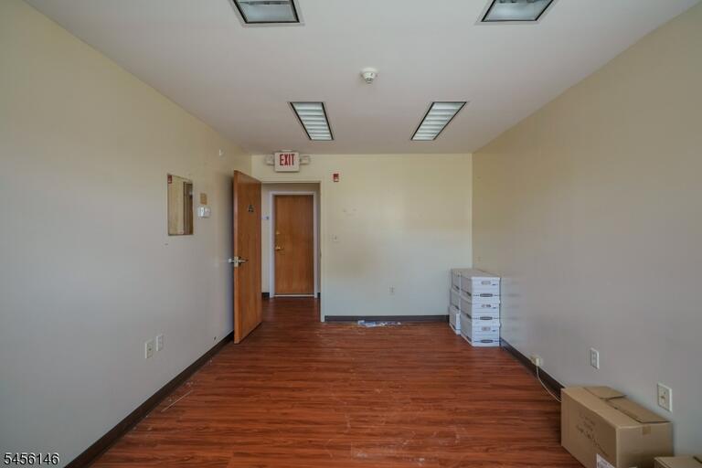 Property listing MLS 4048805 photo 5