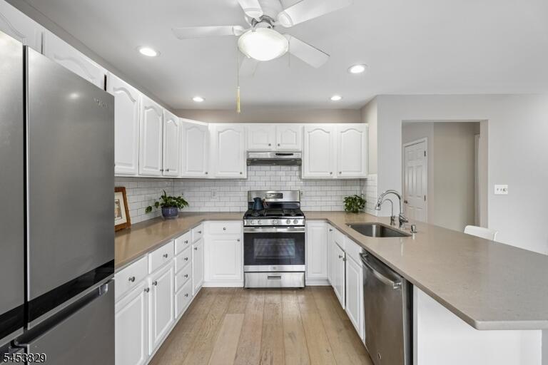 Property listing MLS 4048811 photo 11