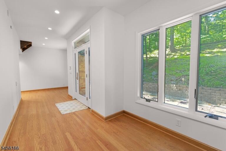 Property listing MLS 4048822 photo 16