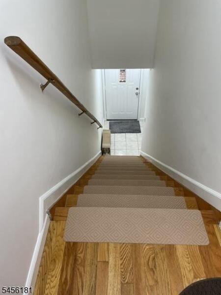 Property listing MLS 4048834 photo 2