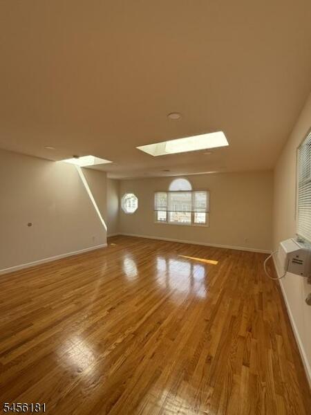 Property listing MLS 4048834 photo 4