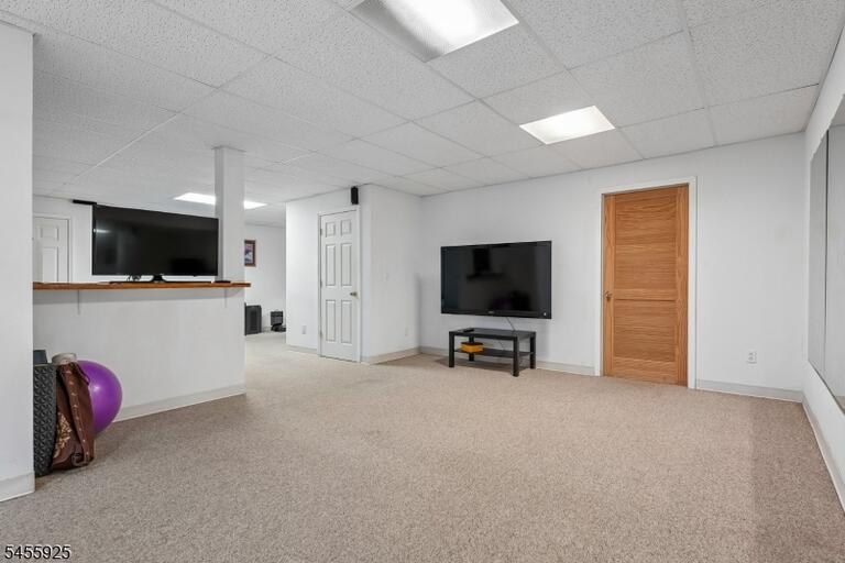 Property listing MLS 4048836 photo 17
