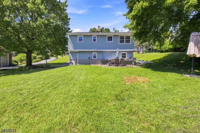 Property listing MLS 4048840 photo 21